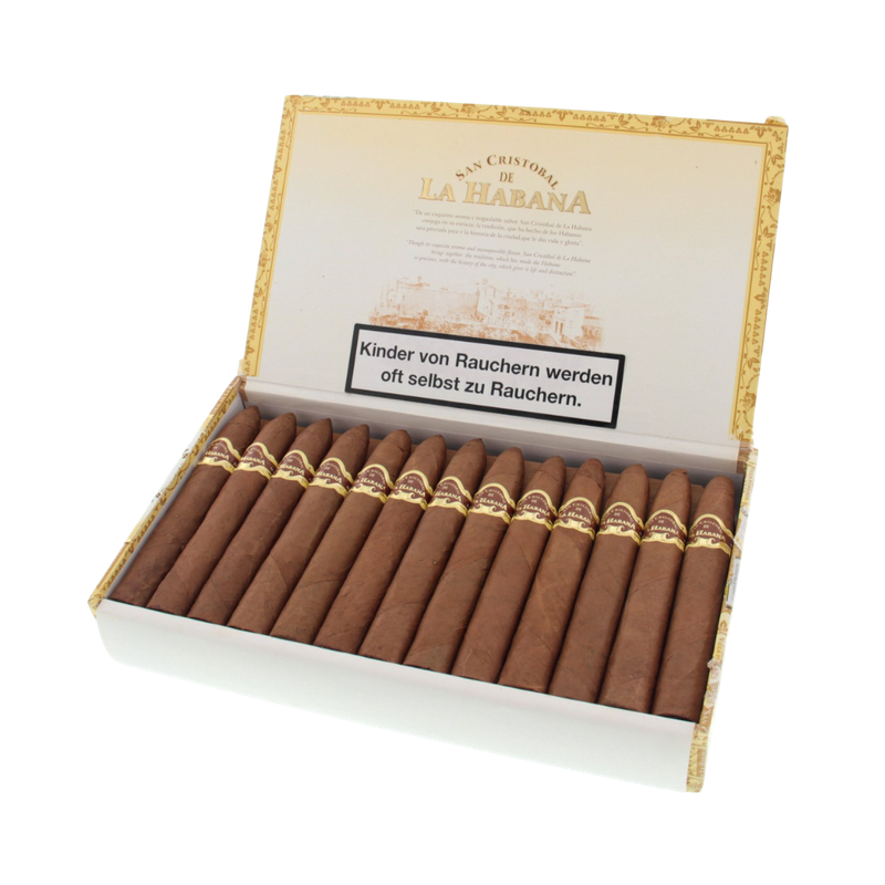 San Cristobal de la Habana La Punta alternate view